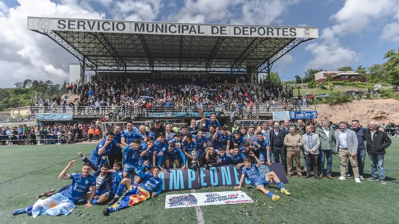 Celebracion ascenso Ourense CF Primera RFEF (2)