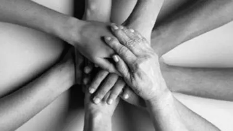 solidaridad-fullrot_90