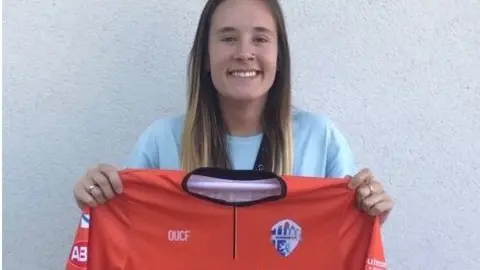 Mar&iacute;a_De_Val__