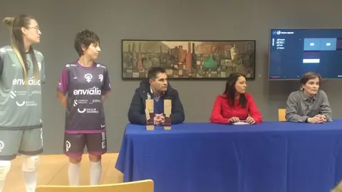 Ouenvialia3equipacion