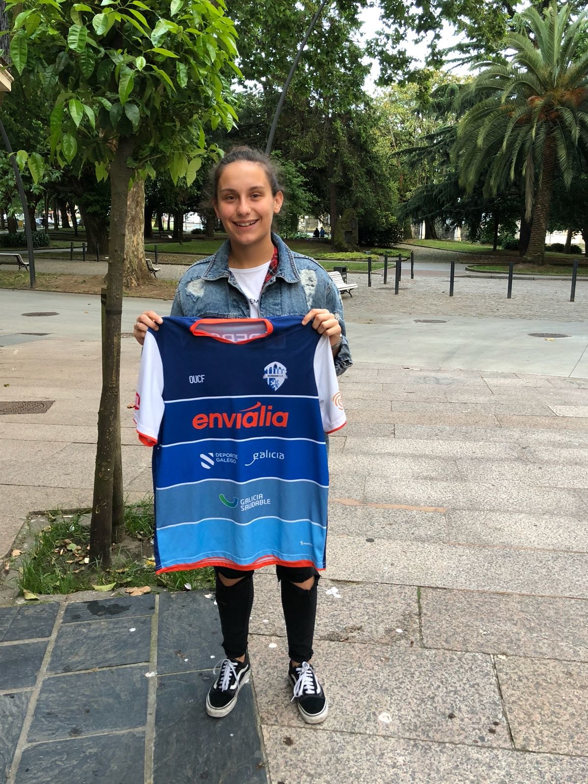 Laura Doce Ourense Envialia