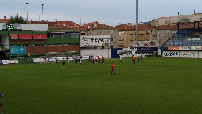 OurenseCF3_Bergan0_campo